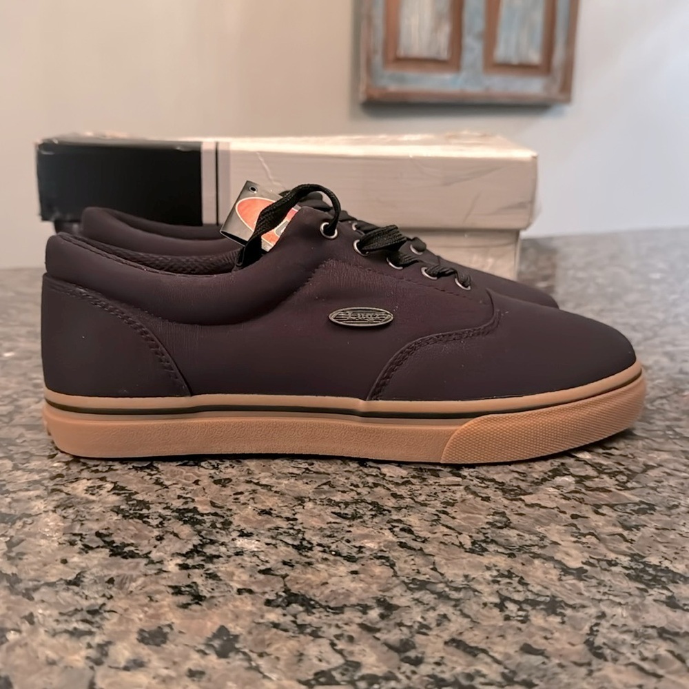 Lugz Pinkerton canvas skateboard sneakers NIB 9